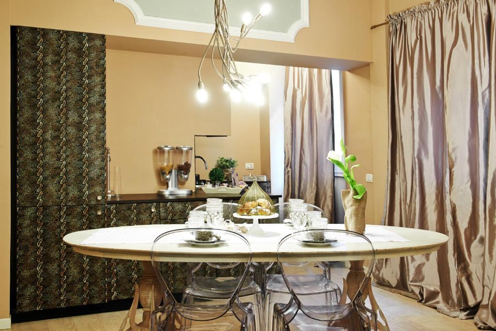 Petite Suite Bergamo Room photo