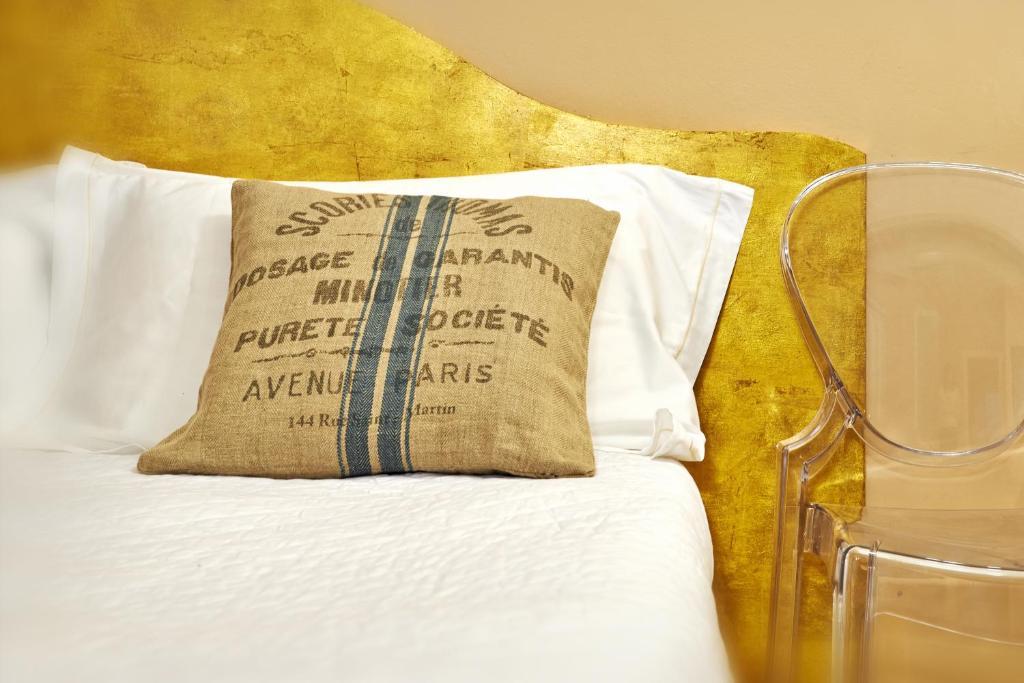 Petite Suite Bergamo Room photo